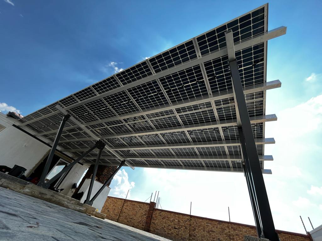 Inge: Carport 1 Kit (4 x Galvanized Legs, 1 x Aluminium Square Beam, 6 x Aluminium Cross-Beams, Clips & Bolts) - Image 3